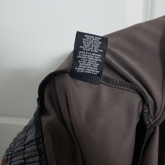 ONE BY CHAPTER ONE Grey Plaid Joggers Pants - Picture 8 of 8